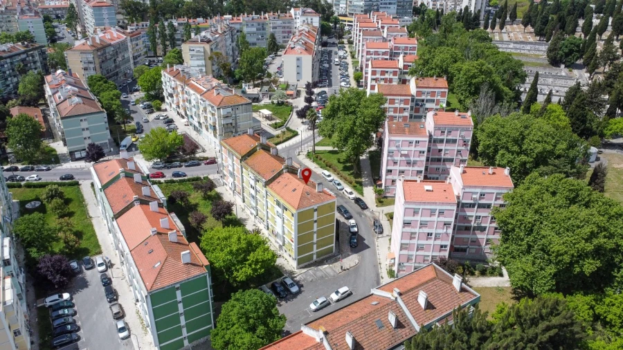 Apartamento T2 para Venda em Benfica Foto 27