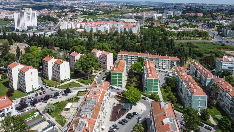 Apartamento T2 para Venda em Benfica Foto 33