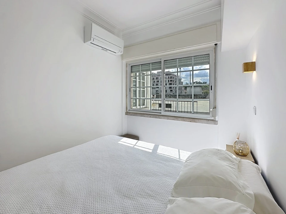 Apartamento T1 para Venda em Benfica Foto 9