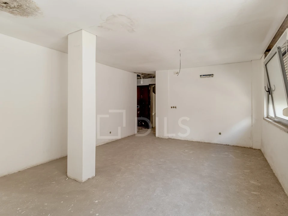 Prédio para Venda em Campolide Foto 10