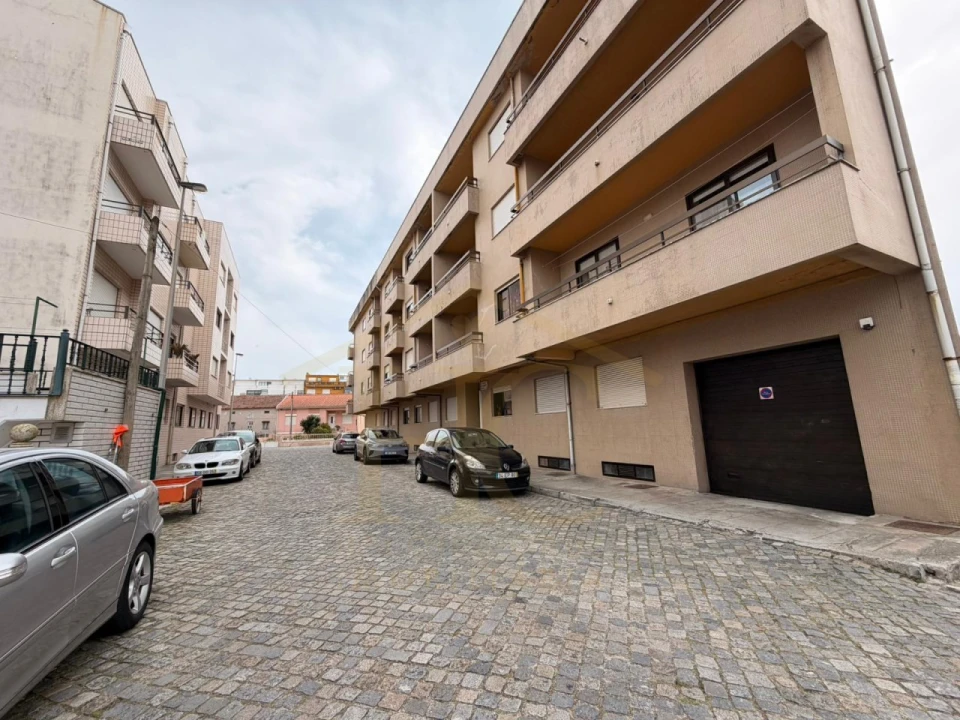 Apartamento T3 para Venda em Aver-O-Mar, Amorim e Terroso Foto 24