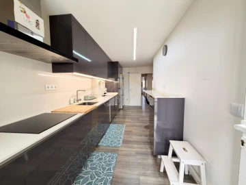 Apartamento T3 para Venda em Aver-O-Mar, Amorim e Terroso