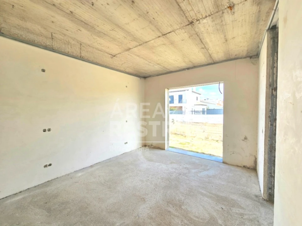 Moradia T5 para Venda em Azeitão (São Lourenço e São Simão) Foto 26
