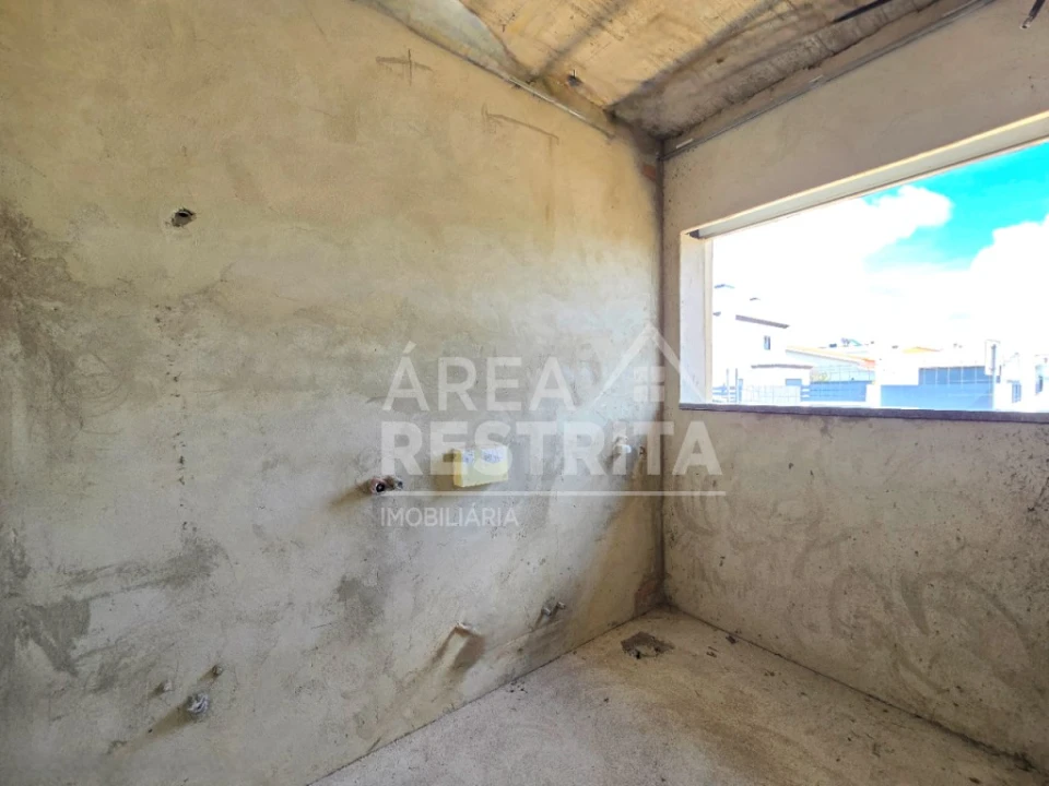 Moradia T5 para Venda em Azeitão (São Lourenço e São Simão) Foto 33