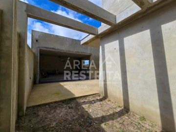 Moradia T5 para Venda em Azeitão (São Lourenço e São Simão)