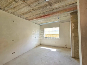 Moradia T5 para Venda em Azeitão (São Lourenço e São Simão)