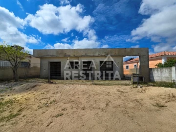 Moradia T5 para Venda em Azeitão (São Lourenço e São Simão)