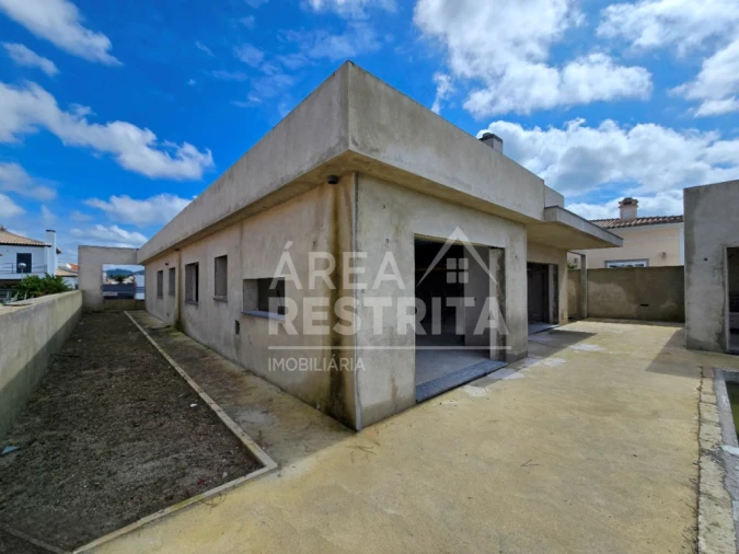 Moradia T5 para Venda em Azeitão (São Lourenço e São Simão) Foto 9