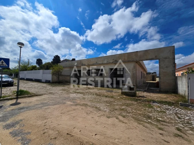 Moradia T5 para Venda em Azeitão (São Lourenço e São Simão) Foto 38