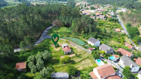 Terreno para Venda em Bárrio e Cepões