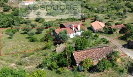 Moradia T3 para Venda em Santo Andre das Tojeiras