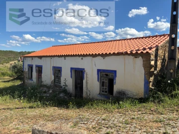 Moradia T3 para Venda em Santo Andre das Tojeiras