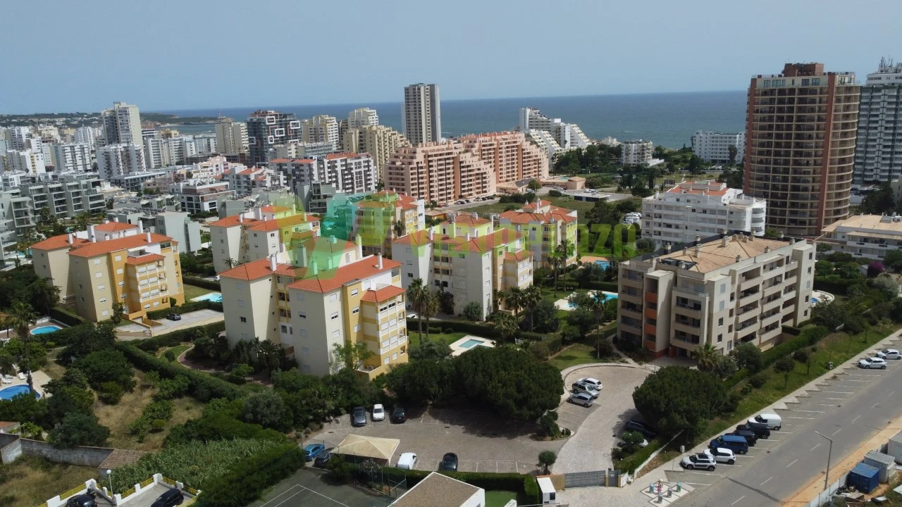 Apartamento T2 para Venda em Portimão Foto 21