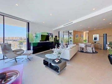 Apartamento T3 para Venda em Lagos (São Sebastião e Santa Maria)