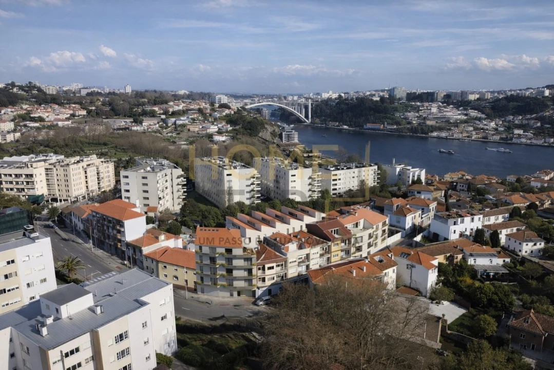 Apartamento T2 para Venda em Lordelo do Ouro e Massarelos Foto 5