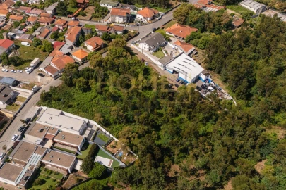 Terreno para Venda em Serzedo e Perosinho