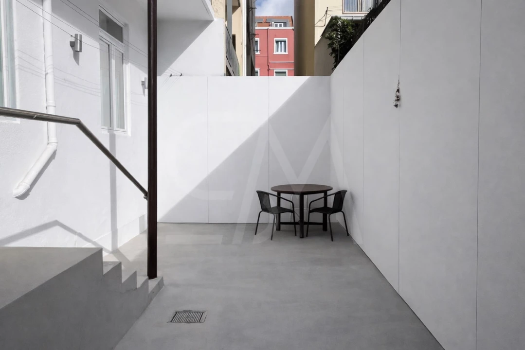 Apartamento T3 para Venda em Campo de Ourique Foto 2