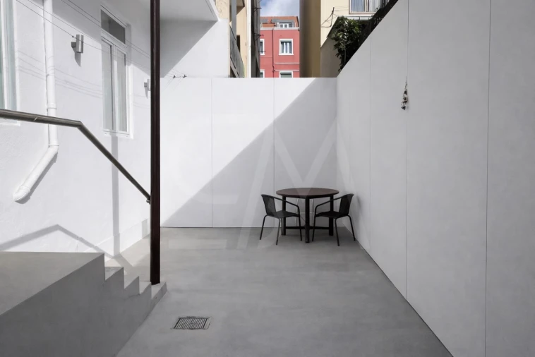 Apartamento T3 para Venda em Campo de Ourique Foto 2