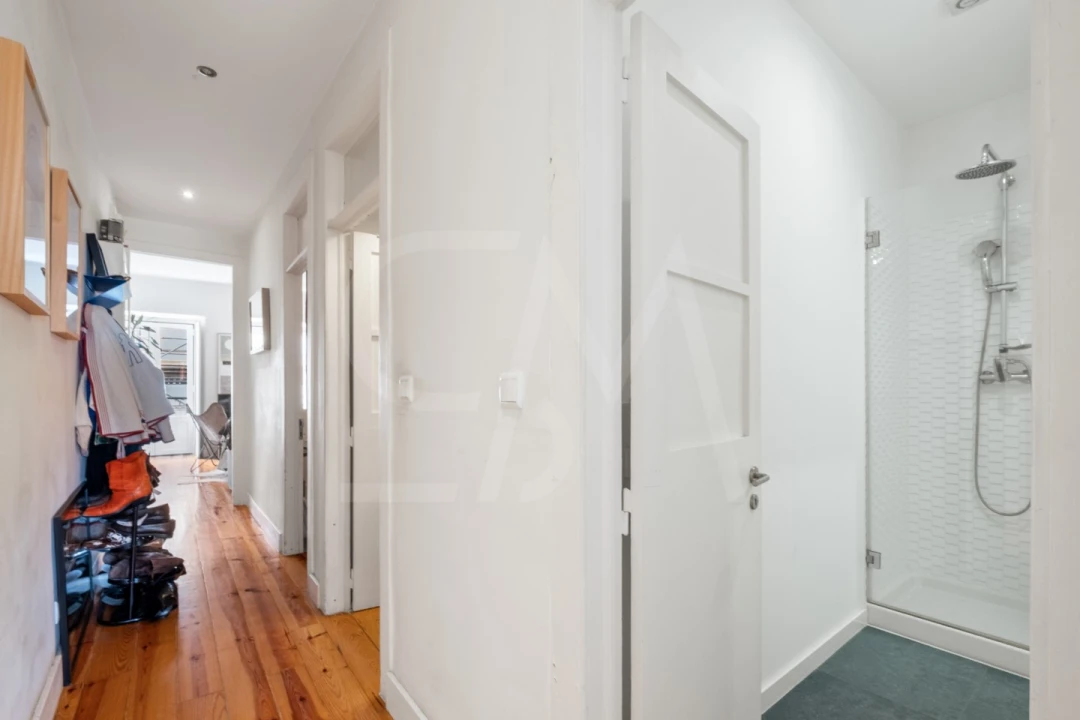 Apartamento T2 para Venda em Misericórdia Foto 16