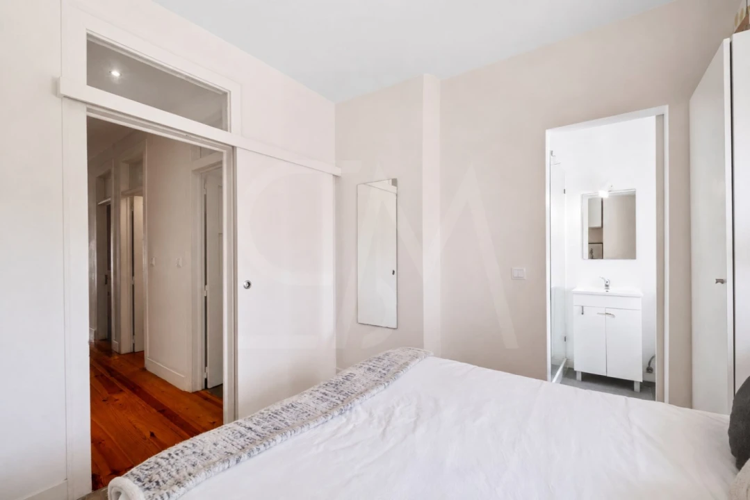 Apartamento T2 para Venda em Misericórdia Foto 19