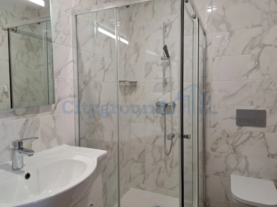 Moradia T2 para Venda em Vieira de Leiria Foto 27