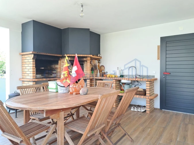 Moradia T2 para Venda em Vieira de Leiria Foto 12