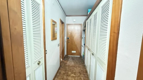 Apartamento para Venda em Quarteira