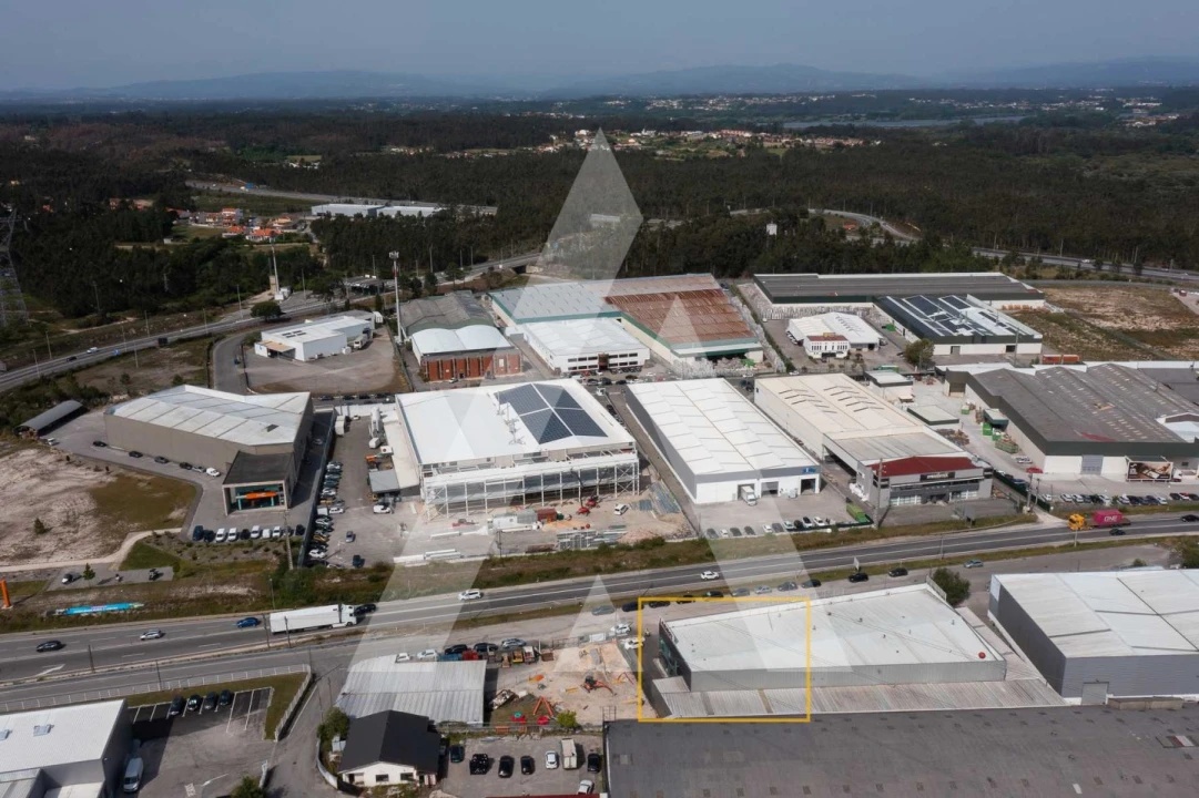 Armazém para Arrendamento em Requeixo, Nossa Senhora de Fátima e Nariz Foto 16
