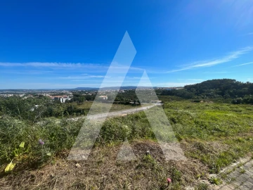 Terreno para Venda em Santa Clara e Castelo Viegas