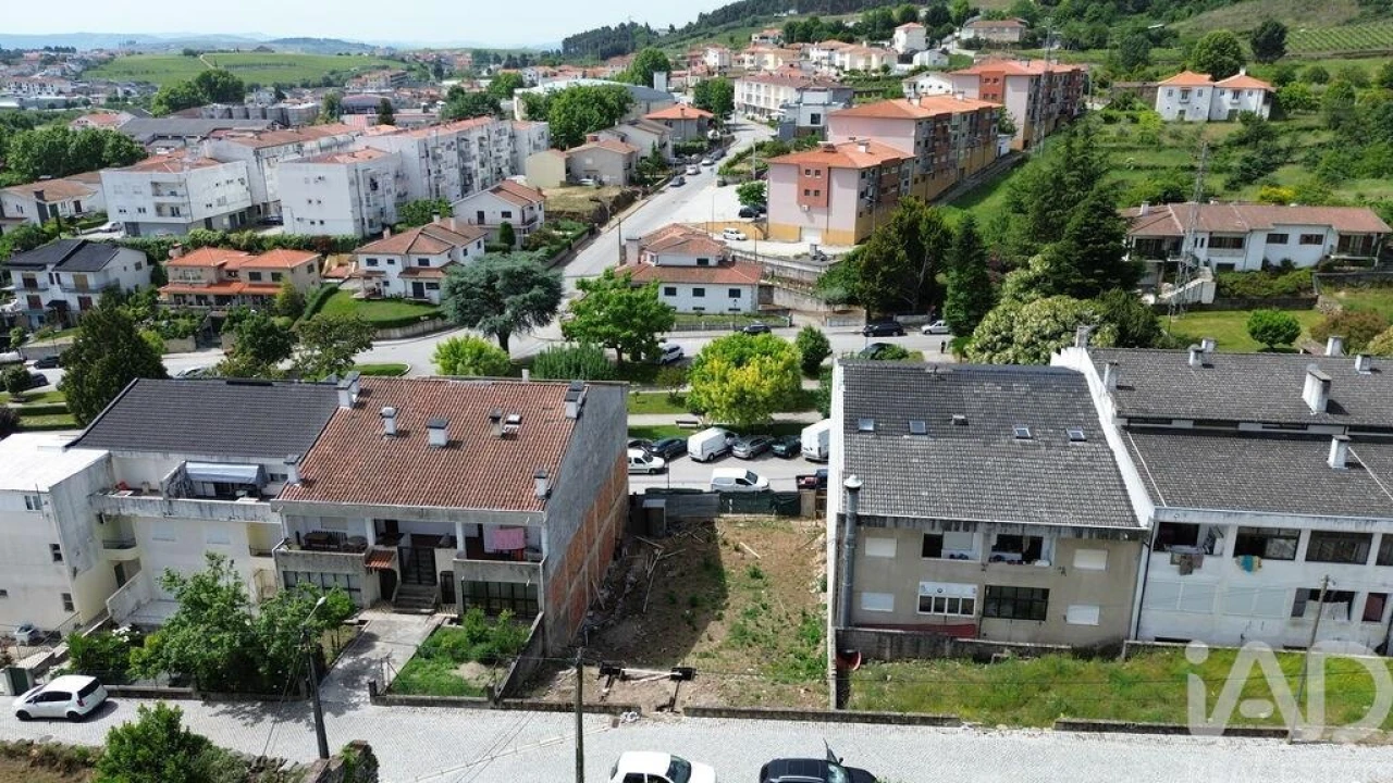 Terreno para Venda em Alijo Foto 9
