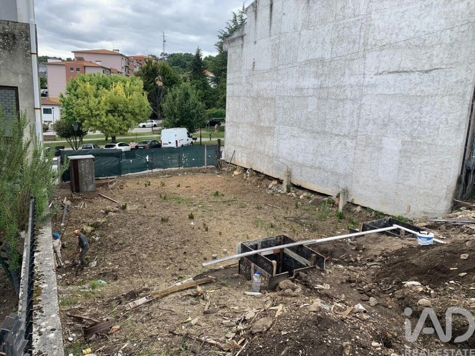 Terreno para Venda em Alijo Foto 8