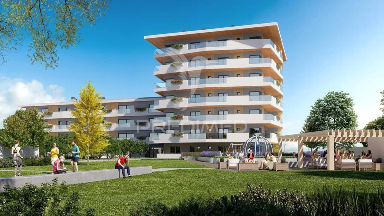 Apartamento T2 para Venda em Ramalde Foto 1