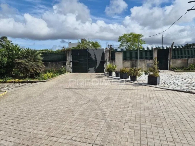 Moradia T4 para Venda em Quinta do Conde Foto 11