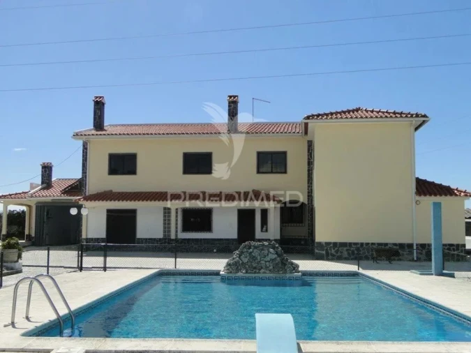 Moradia T4 para Venda em Quinta do Conde Foto 3