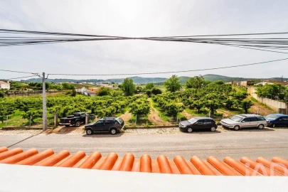 Moradia T3 para Venda em Lamas e Cercal