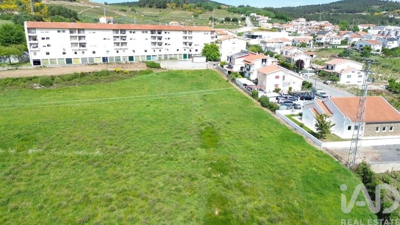 Terreno para Venda em Alijo Foto 11