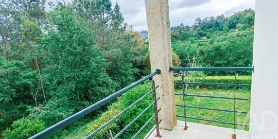 Moradia T4 para Venda em Mentrestido