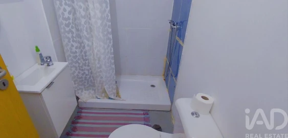 Moradia T4 para Venda em Mentrestido