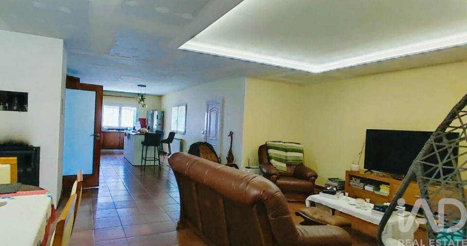 Moradia T4 para Venda em Mentrestido Foto 39