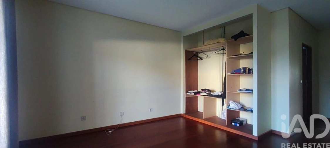 Moradia T4 para Venda em Mentrestido Foto 12