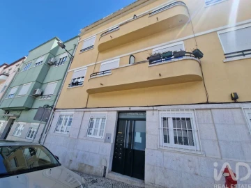 Apartamento T3 para Venda em Arroios