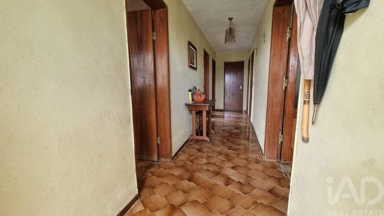 Moradia T3 para Venda em Rapa e Cadafaz Foto 3