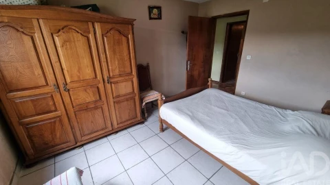 Moradia T3 para Venda em Rapa e Cadafaz