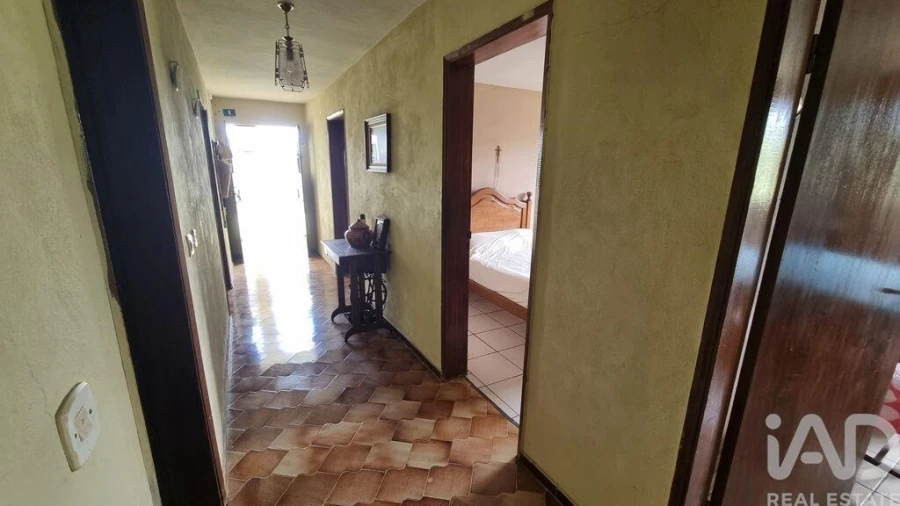 Moradia T3 para Venda em Rapa e Cadafaz Foto 12