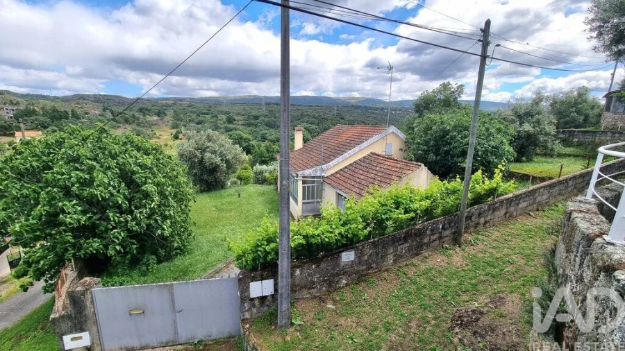 Moradia T3 para Venda em Rapa e Cadafaz Foto 27