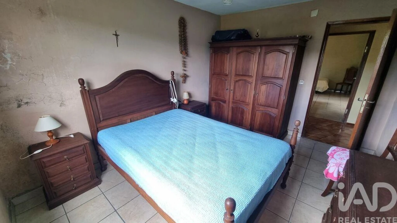 Moradia T3 para Venda em Rapa e Cadafaz Foto 13