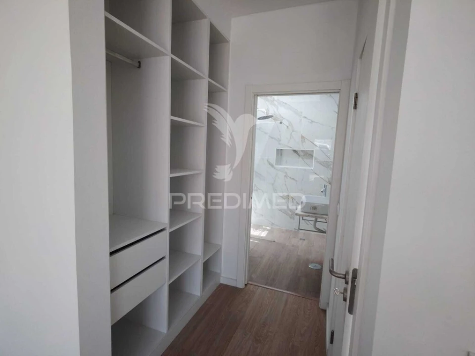 Moradia T3 para Venda em Charneca de Caparica e Sobreda Foto 18