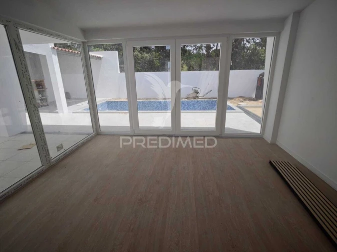 Moradia T3 para Venda em Charneca de Caparica e Sobreda Foto 10