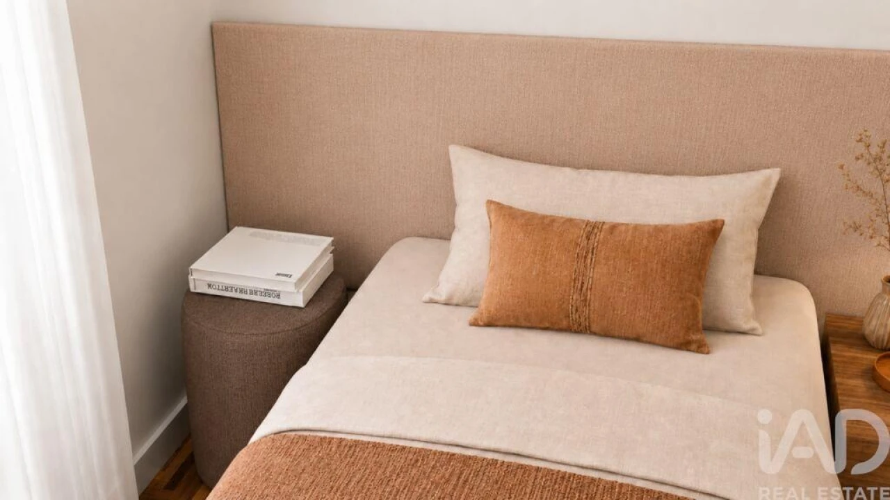 Apartamento T3 para Venda em Almada, Cova da Piedade, Pragal e Cacilhas Foto 28