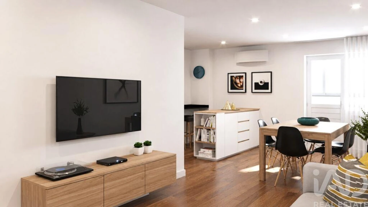 Apartamento T3 para Venda em Almada, Cova da Piedade, Pragal e Cacilhas Foto 4